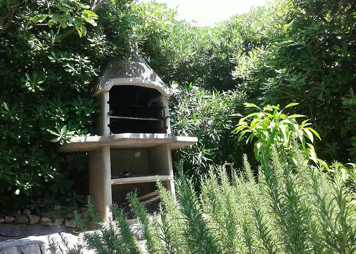 Maja * トロギール