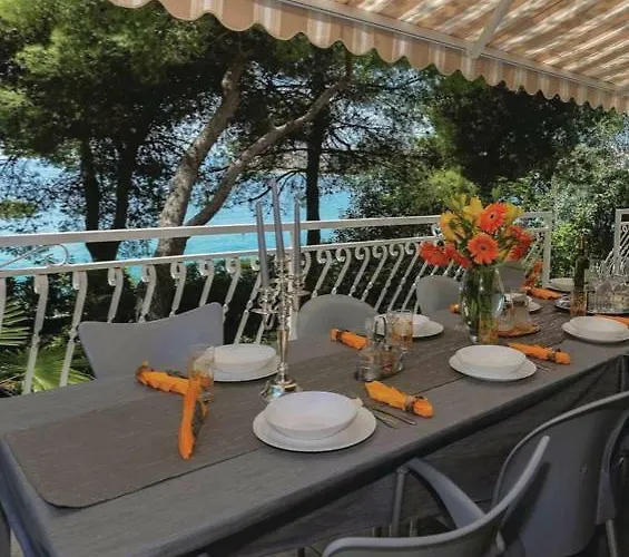 Maja Hébergement de vacances *